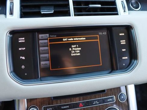 Used 2014 Land Rover Range Rover Sport HSE image 41