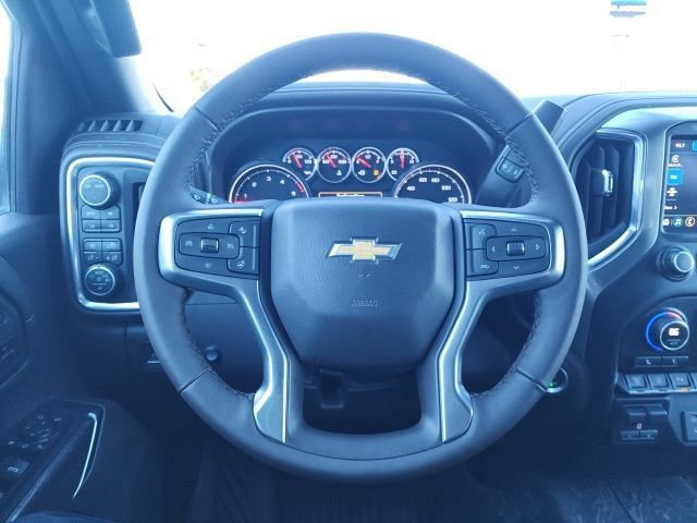 Used 2021 Chevrolet Silverado 2500 LTZ AWD/4WD image 23