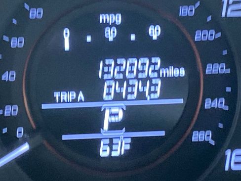 Used 2014 Honda Accord Sport image 18