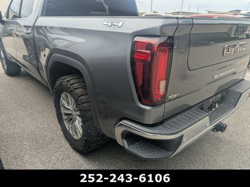 Used 2021 GMC Sierra 1500 SLT w/ SLT Premium Plus Package AWD/4WD image 6
