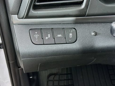 Used 2020 Hyundai Elantra SEL w/ Cargo Package (C1) FWD image 10