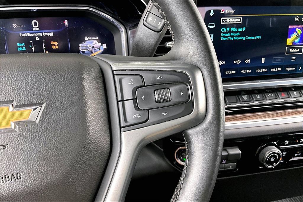 Used 2026 Chevrolet Silverado 3500 LT AWD/4WD image 13