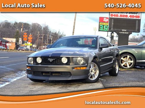 Used 2005 Ford Mustang GT image 1