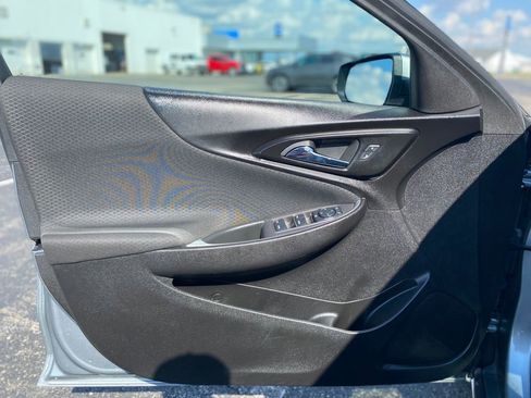 Used 2024 Chevrolet Malibu LT FWD image 19