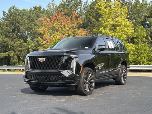 Used 2025 Cadillac Escalade V AWD/4WD image 14