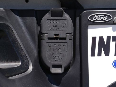 Used 2016 RAM 1500 Laramie AWD/4WD image 68