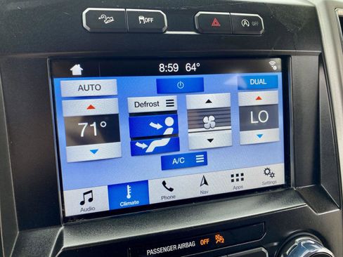 Used 2017 Ford F150 Lariat image 45