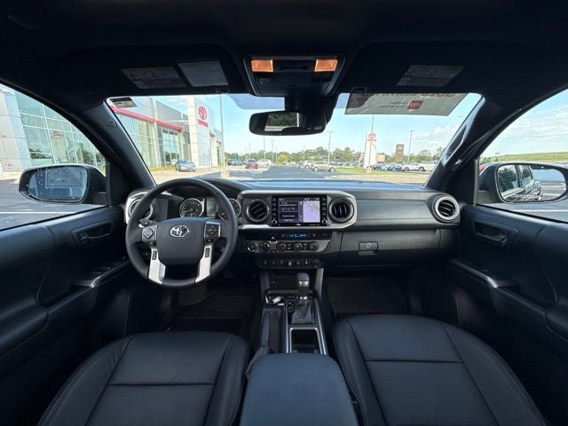 Certified 2020 Toyota Tacoma Limited AWD/4WD image 18