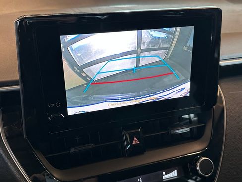 Used 2023 Toyota Corolla LE w/ Carpet Mat Package (TMS) FWD image 14