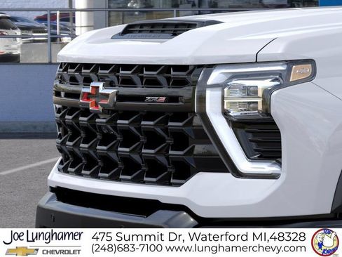New 2026 Chevrolet Silverado 2500 ZR2 w/ LPO, Dark Essentials Package AWD/4WD image 14