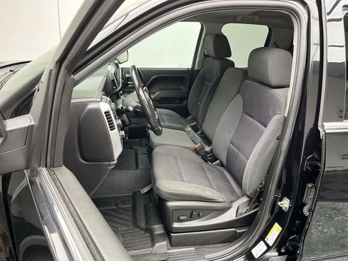 Used 2019 GMC Sierra 1500 SLE w/ SLE Value Package AWD/4WD image 8