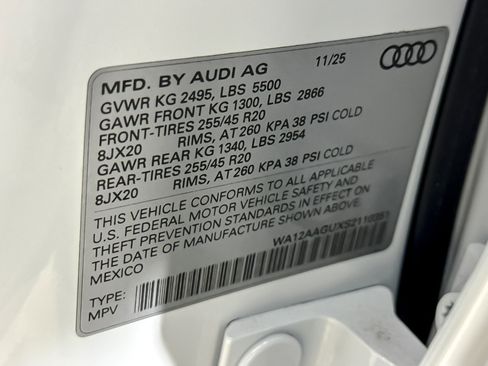 New 2025 Audi Q5 Premium Plus image 24
