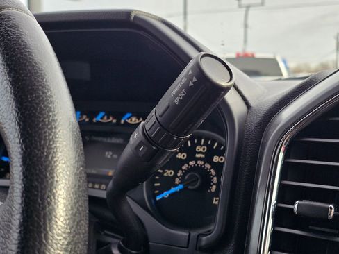 Used 2015 Ford F150 XLT w/ Equipment Group 301A Mid image 39