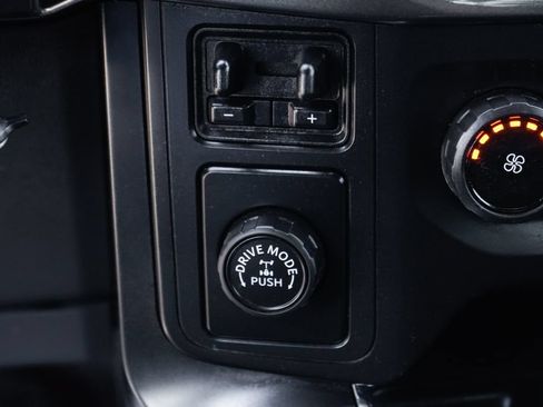 Used 2021 Ford F150 XL w/ STX Appearance Package RWD image 31