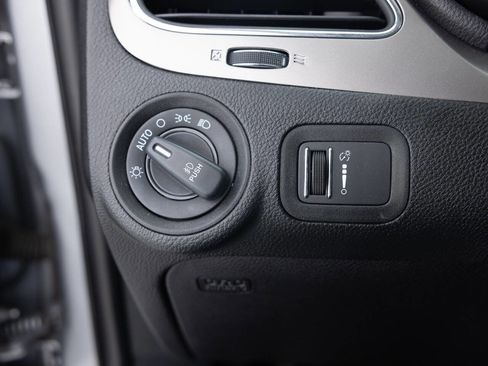 Used 2018 Dodge Journey Crossroad AWD/4WD image 36