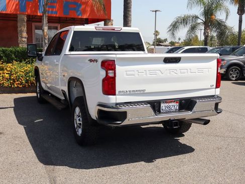 Used 2020 Chevrolet Silverado 2500 LT w/ Fleet Comfort Package AWD/4WD image 6