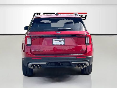 Used 2025 Ford Explorer Platinum w/ Ultimate Package AWD/4WD image 6