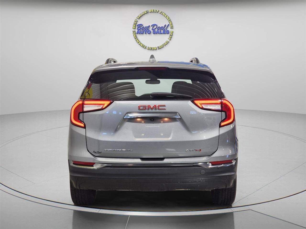 Used 2023 GMC Terrain AT4 AWD/4WD image 5