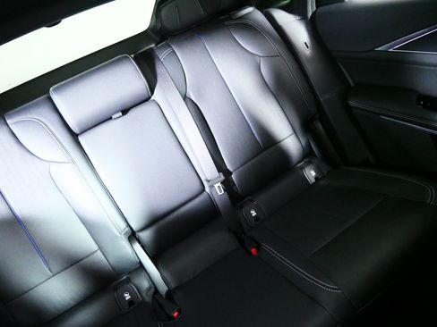Used 2024 Cadillac Lyriq Luxury w/ LPO, Floor Liner Package AWD/4WD image 14