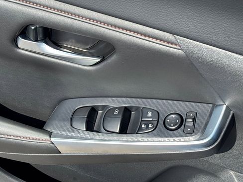 New 2025 Nissan Sentra SR image 24