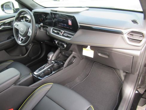 New 2025 Chevrolet TrailBlazer ACTIV w/ Convenience Package image 11