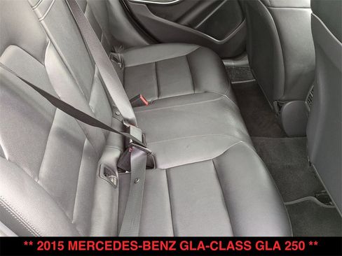 Used 2015 Mercedes-Benz GLA 250 4MATIC image 25