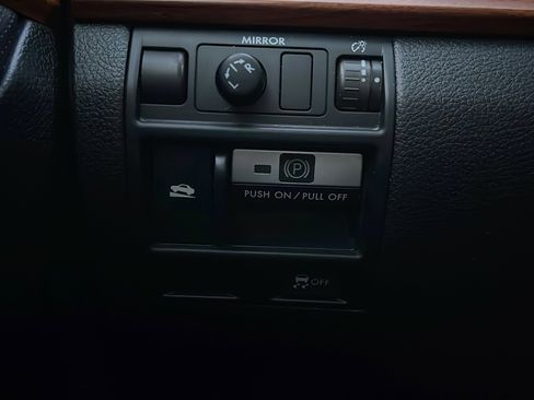 Used 2014 Subaru Outback 2.5i Limited w/ Moonroof Package image 17