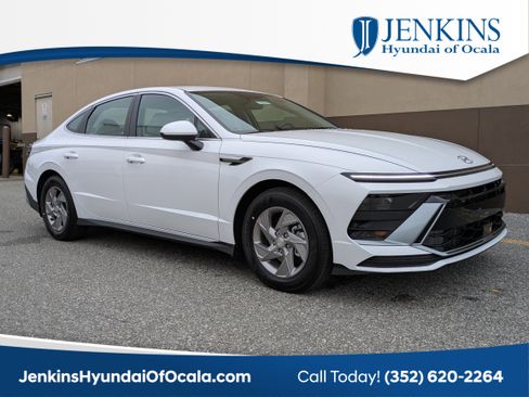 New 2026 Hyundai Sonata SE image 1