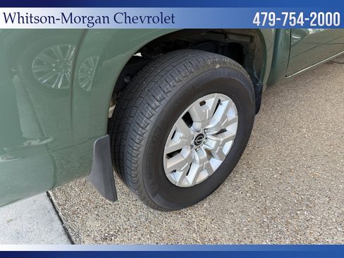 Used 2023 Nissan Frontier SV w/ Technology Package image 34