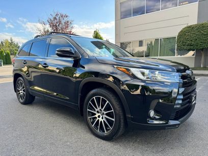 Used 2018 Toyota Highlander SE