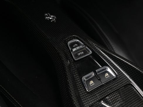 Used 2012 Ferrari California image 48