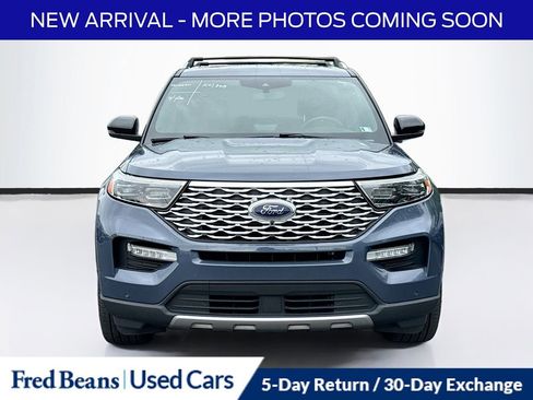 Used 2021 Ford Explorer Platinum w/ Equipment Group 601A AWD/4WD image 2