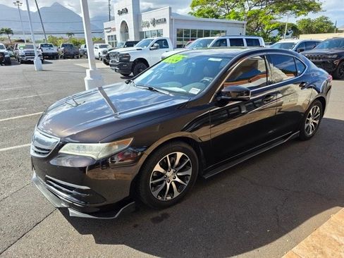Used 2017 Acura TLX image 3