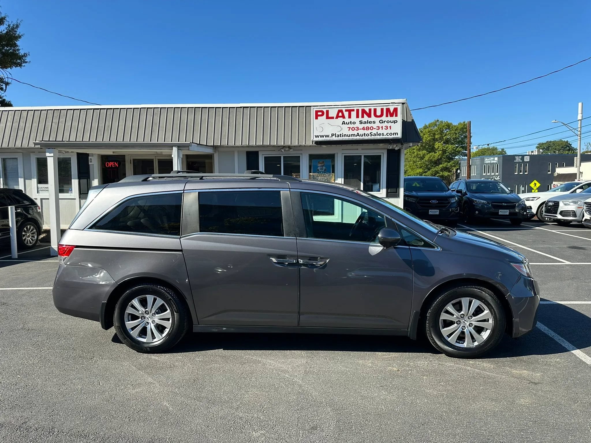 Used 2015 Honda Odyssey EX-L image 4