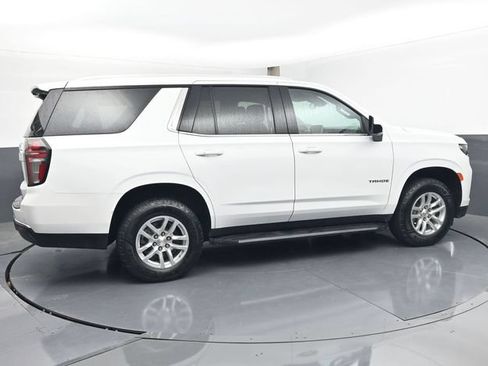 Used 2024 Chevrolet Tahoe LT AWD/4WD image 3