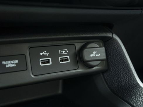 Used 2023 Honda Civic Touring image 34