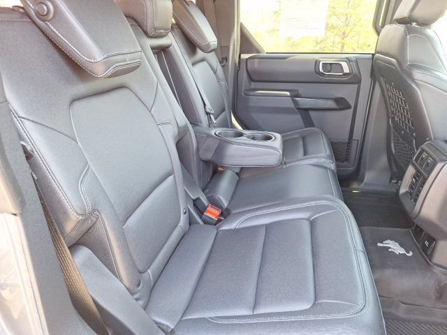 Used 2025 Ford Bronco Badlands AWD/4WD image 23