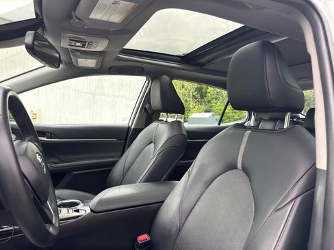 Used 2019 Toyota Camry XSE w/ Driver Assist Package FWD image 14