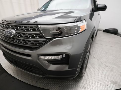 Used 2023 Ford Explorer XLT w/ Equipment Group 202A AWD/4WD image 24