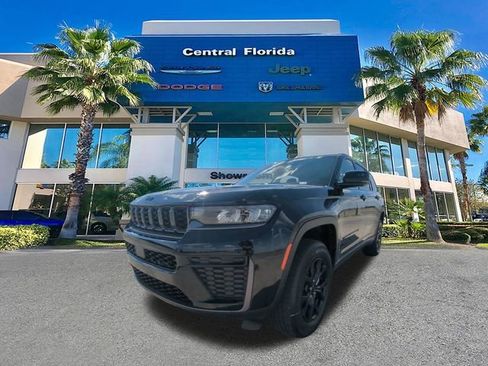 New 2026 Jeep Grand Cherokee L 4WD image 9
