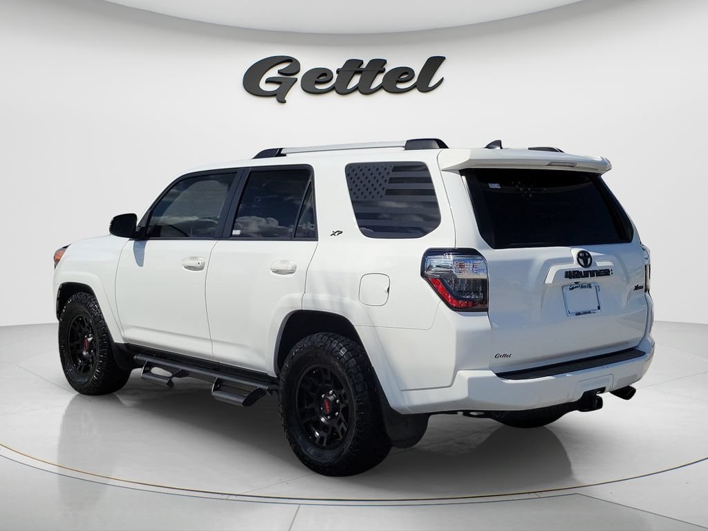 Used 2024 Toyota 4Runner SR5 Premium w/ Moonroof Package RWD image 7
