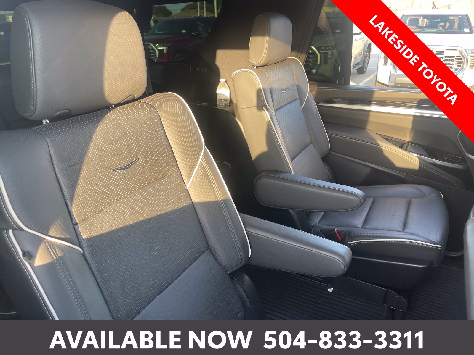 Used 2025 Cadillac Escalade Sport w/ LPO, Floor Liner Package AWD/4WD image 19