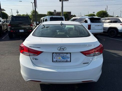 Used 2013 Hyundai Elantra Limited w/ Technology Pkg FWD image 6