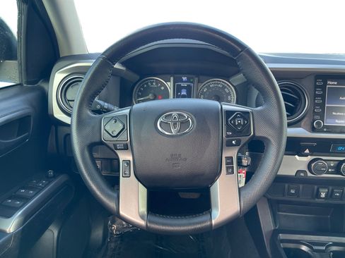 Used 2021 Toyota Tacoma SR5 image 12