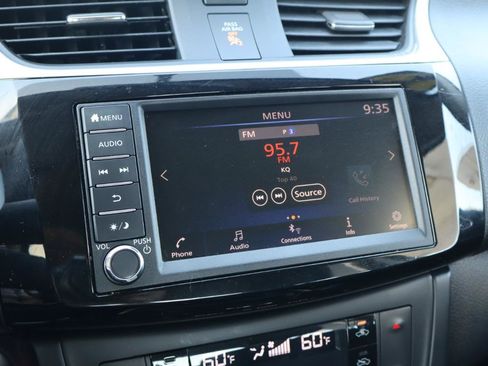 Used 2019 Nissan Sentra SV FWD image 21