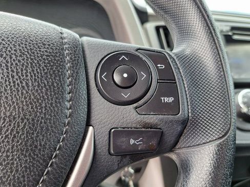 Used 2018 Toyota RAV4 LE w/ All Weather Liner Package AWD/4WD image 11