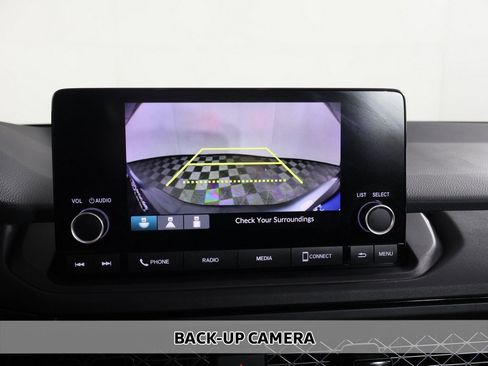 Certified 2025 Honda Accord LX image 4