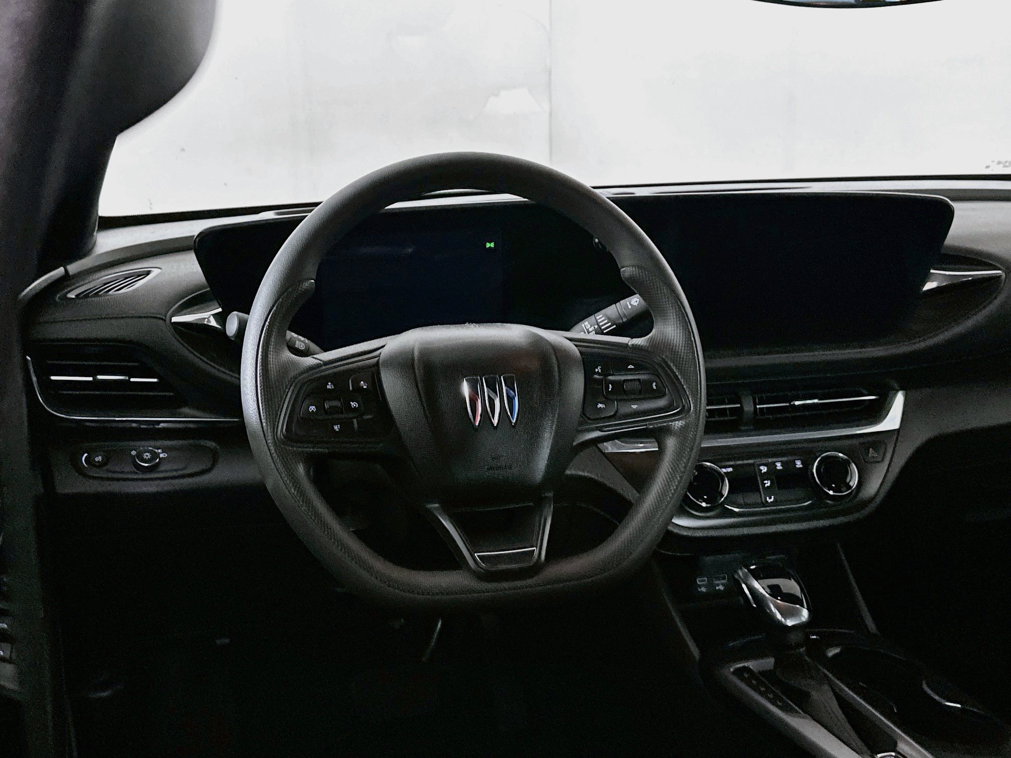 Used 2026 Buick Envista Preferred FWD image 17