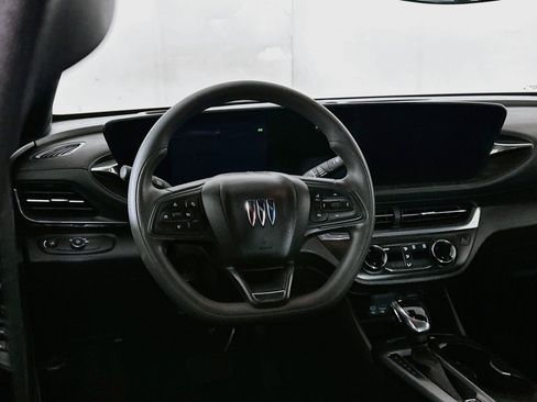 Used 2026 Buick Envista Preferred FWD image 17
