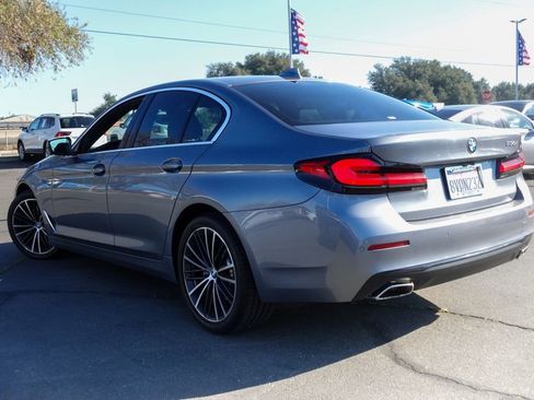 Used 2021 BMW 530i image 9